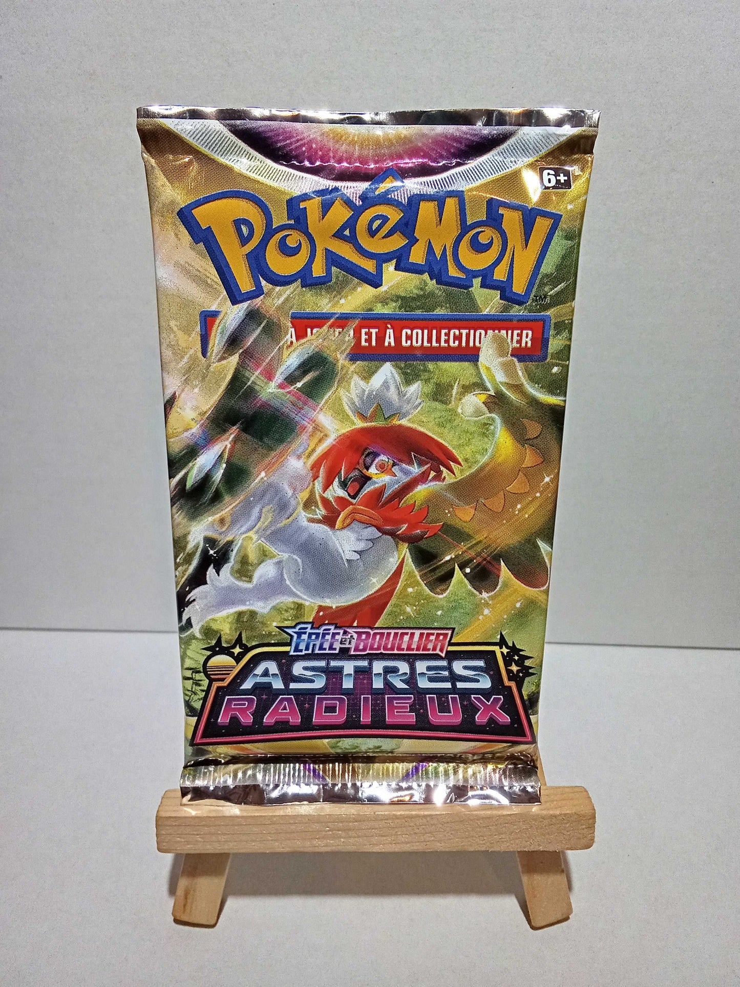 1 Booster Astre Radieux épée et Bouclier EB10 FR